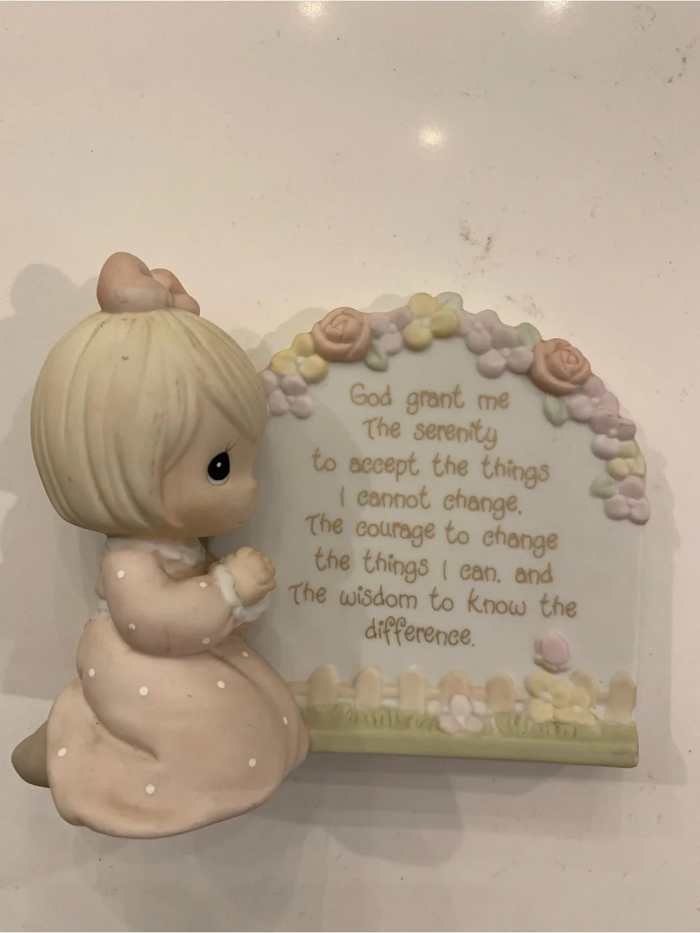 Vintage Precious Moments Figurine Serenity Prayer Girl 1993 5” No flaws.